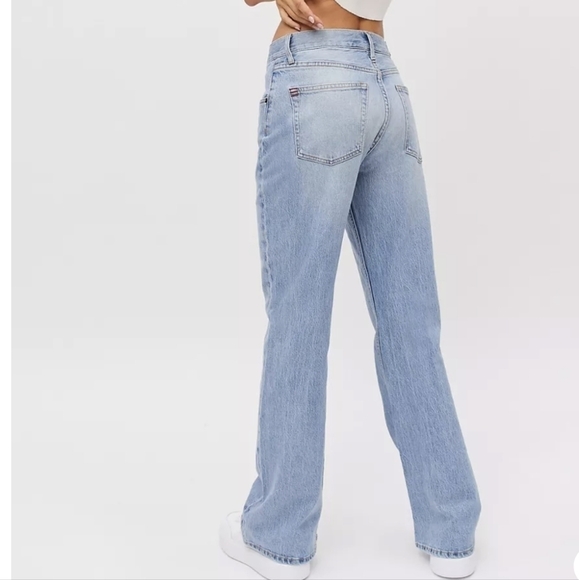 Urban Outfitters BDG 90's Mid Rise Boot Cut Jeans in Light Blue Size 38 NWT - Picture 3 of 5